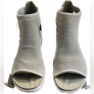 JBU by Jambu, Nadine High Wedge Sandal in light grey